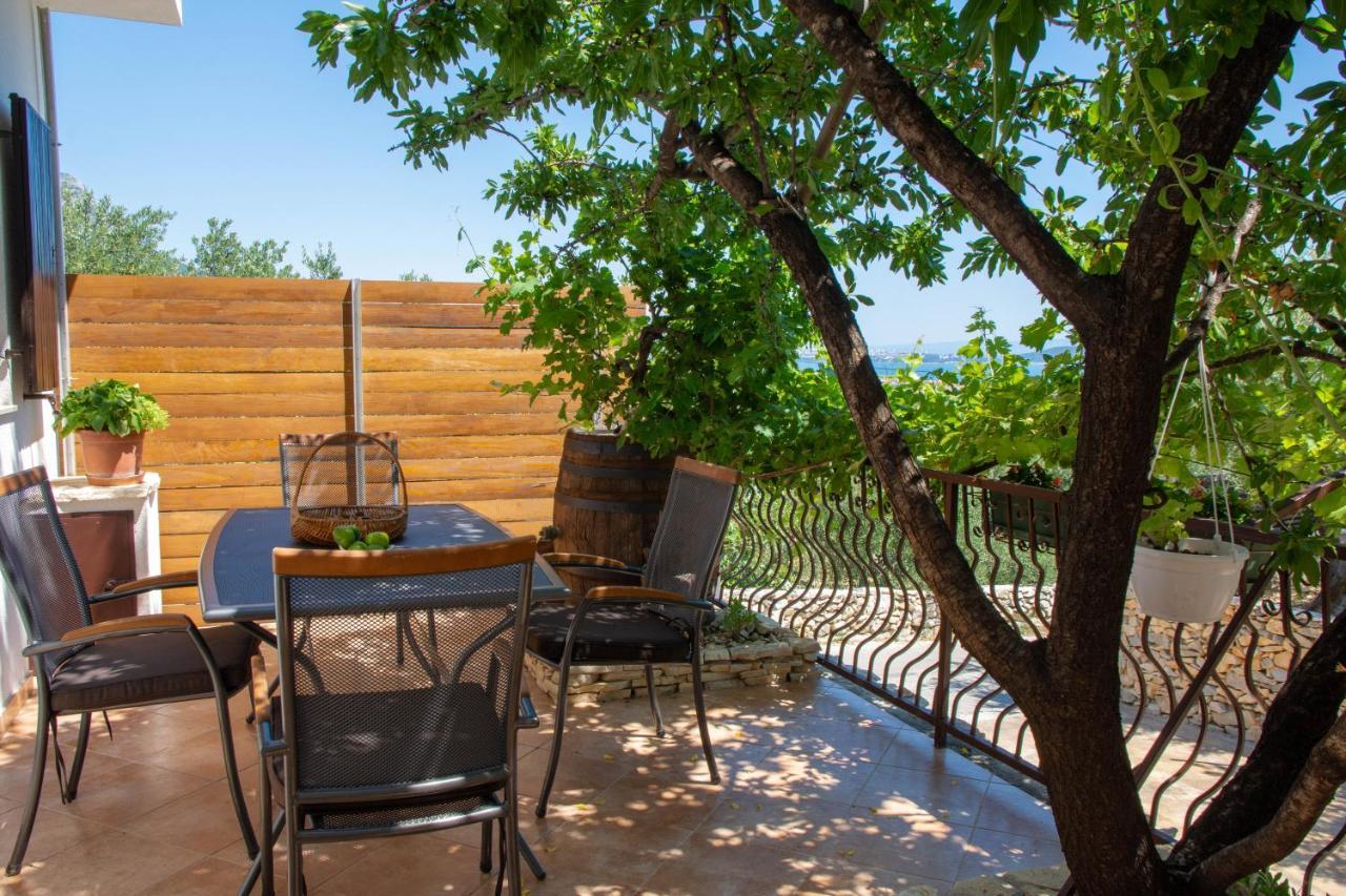 Kaštel Stari Plum Holiday Home מראה חיצוני תמונה