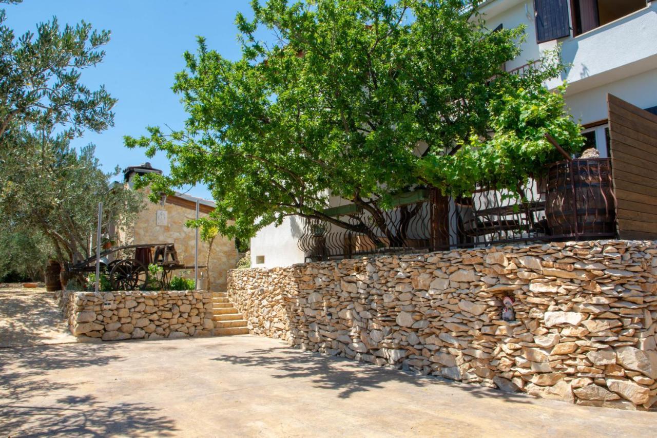 Kaštel Stari Plum Holiday Home מראה חיצוני תמונה