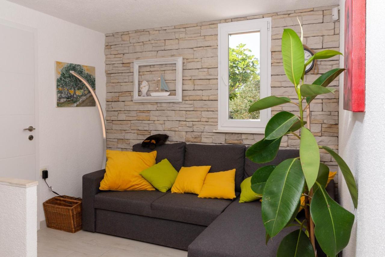 Kaštel Stari Plum Holiday Home מראה חיצוני תמונה