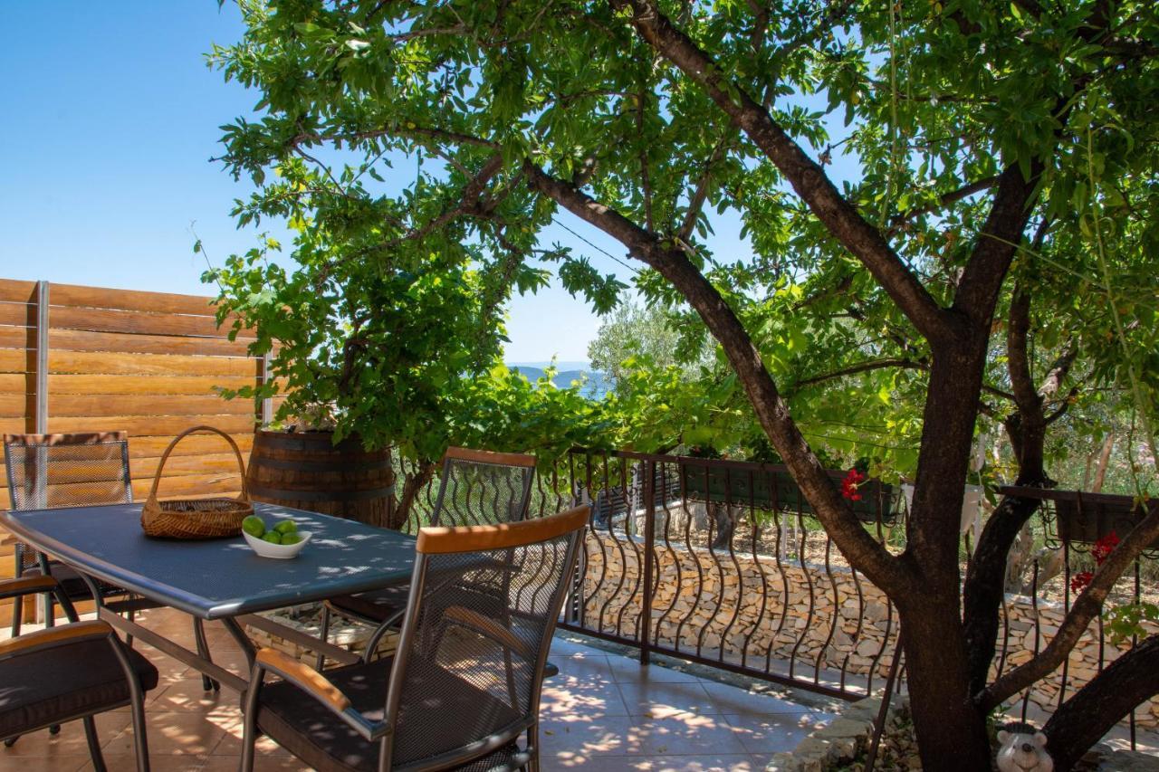 Kaštel Stari Plum Holiday Home מראה חיצוני תמונה