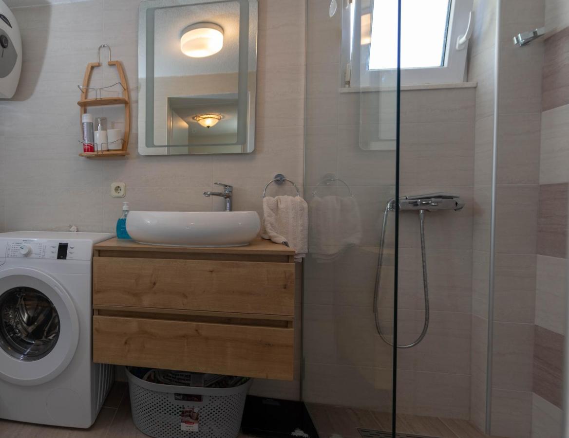 Kaštel Stari Plum Holiday Home מראה חיצוני תמונה